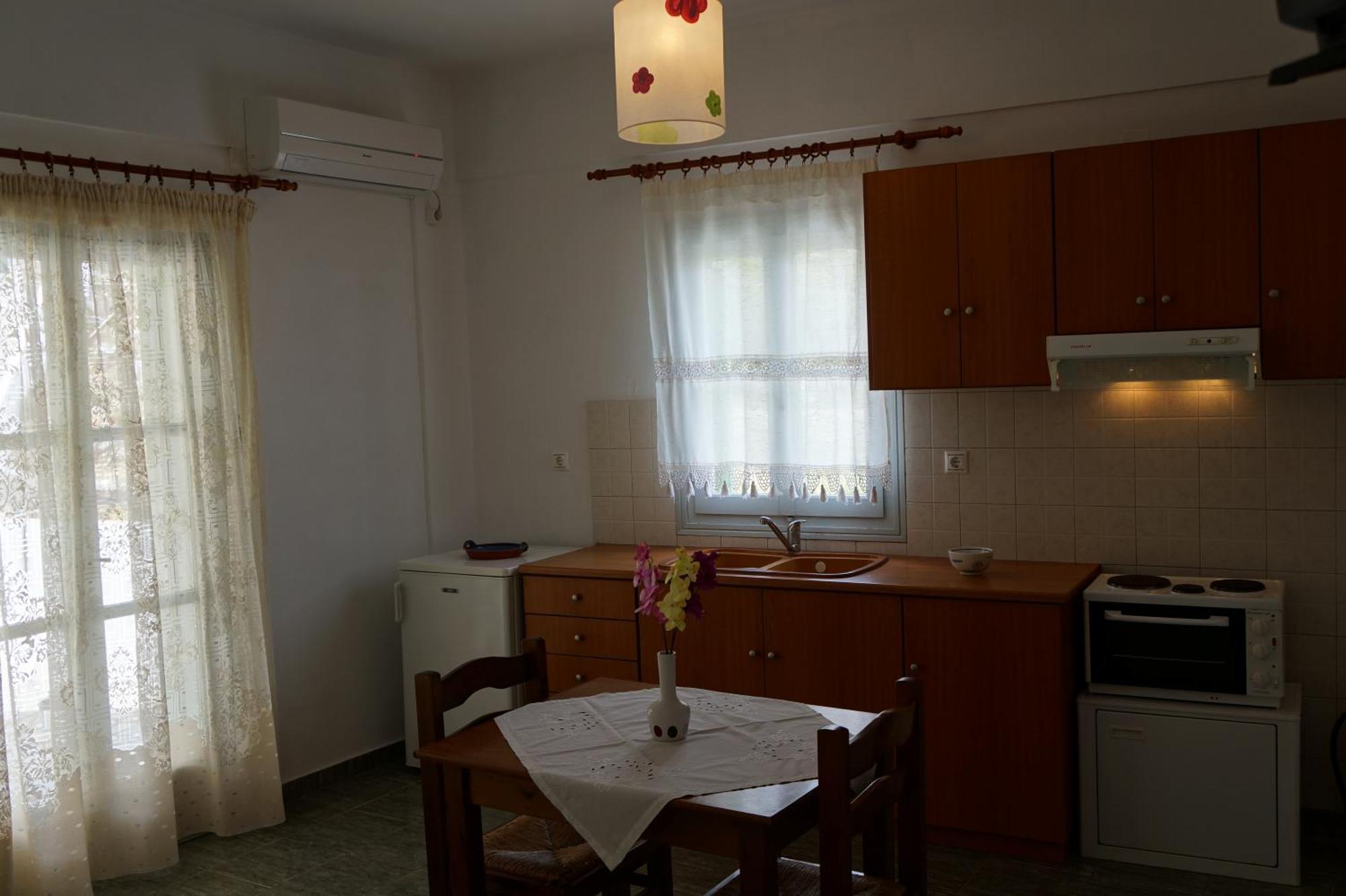 Klados Studios & Apartments Cherronisos  Bagian luar foto
