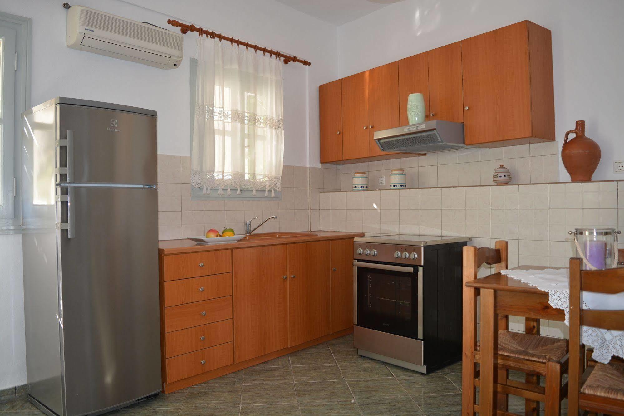Klados Studios & Apartments Cherronisos  Bagian luar foto